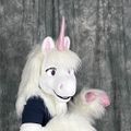 Profile picture hoofurs.bsky.social
