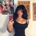 Profile picture lovebunnyg.bsky.social