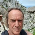 Profile picture howwewanttolive.bsky.social