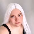 Profile picture fanggoddess.bsky.social