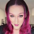 Profile picture batshitbarbie.bsky.social