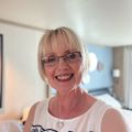 Profile picture juleslamb.bsky.social
