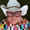 Profile picture bethmayeaux.bsky.social