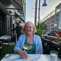 Profile picture shelleysimonsen65.bsky.social