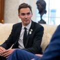 Profile picture davidhogg.bsky.social