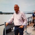 Profile picture ra800.bsky.social