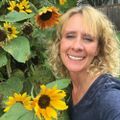Profile picture jen-niffer.bsky.social