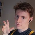 Profile picture thewhodrew.bsky.social