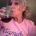 Profile picture kellygourde.bsky.social