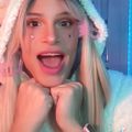 Profile picture aslbarbie.bsky.social