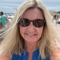 Profile picture beachlo.bsky.social