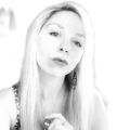 Profile picture elladeraven.bsky.social