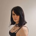 Profile picture lenalavey.bsky.social