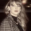 Profile picture the13manuscript.swifties.social