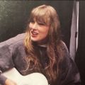 Profile picture goldentaylight.swifties.social
