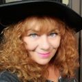 Profile picture croneandthewisecat.bsky.social