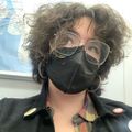 Profile picture bookslingerraquel.bsky.social