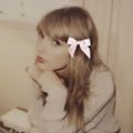 Profile picture carlabow.swifties.social